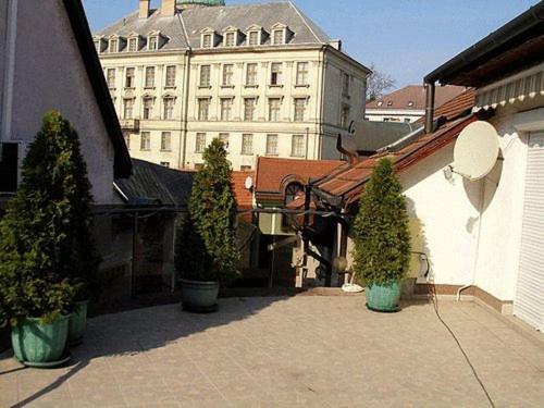 Bed and Breakfast Ria Panzio Esztergom Esterno foto