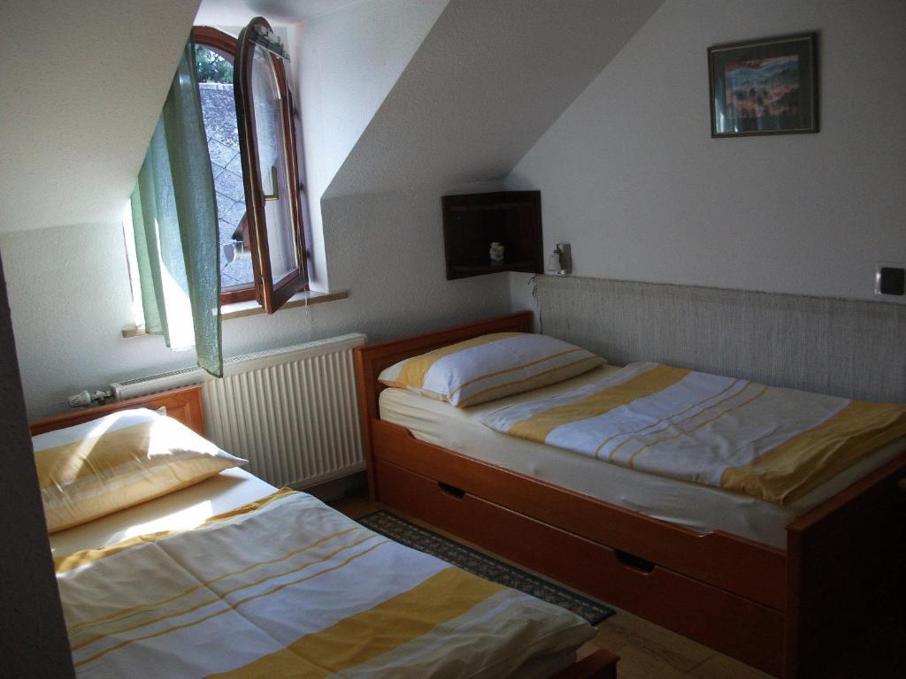 Bed and Breakfast Ria Panzio Esztergom Camera foto